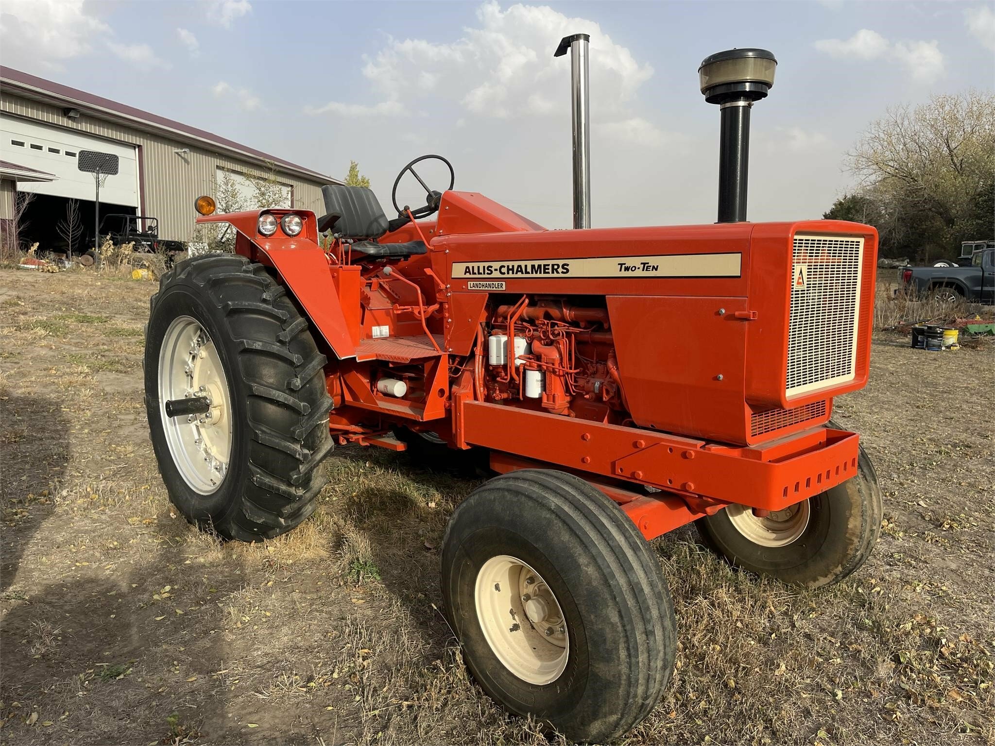 Allis Chalmers 210 Tractor 38,000 Machinery Pete