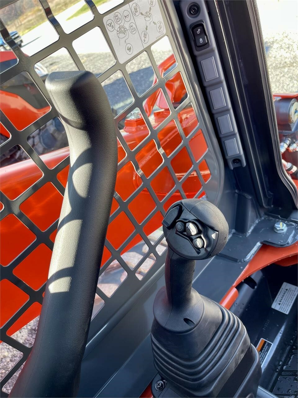 Kubota SSV75 Skid Steer Call Machinery Pete
