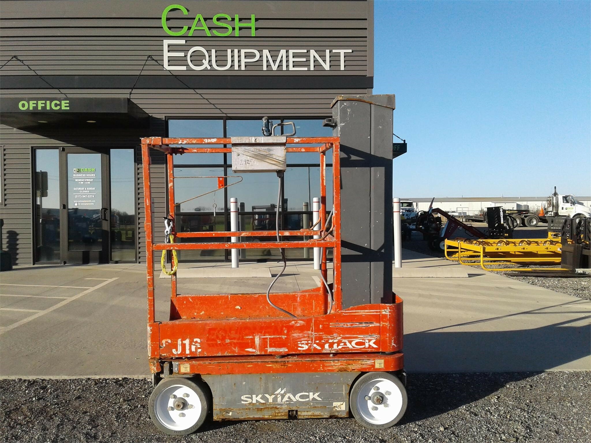 2014 Skyjack SJ16 Scissor Lift 3,900 Machinery Pete
