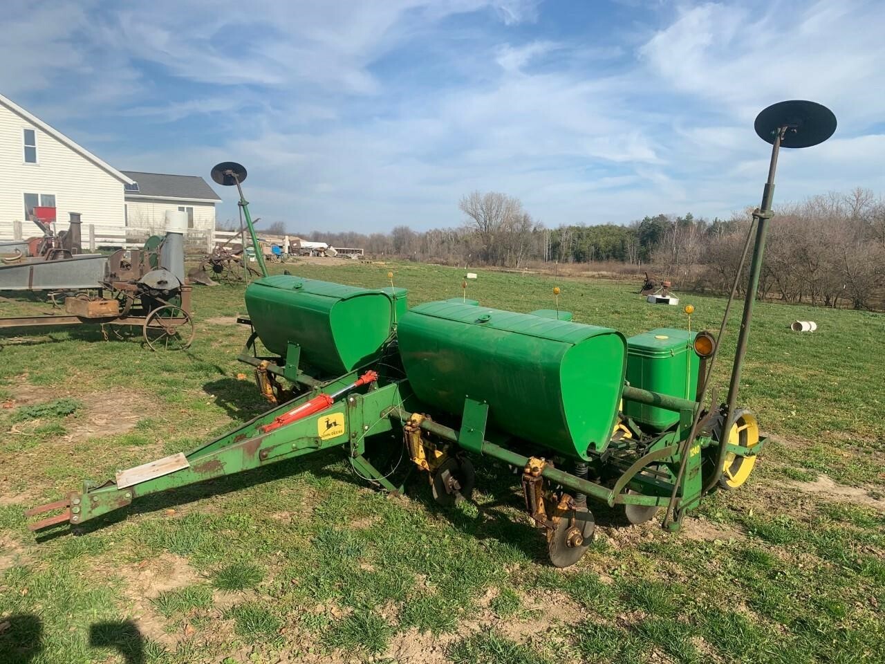 John Deere 1240 Planter 3,000 Machinery Pete