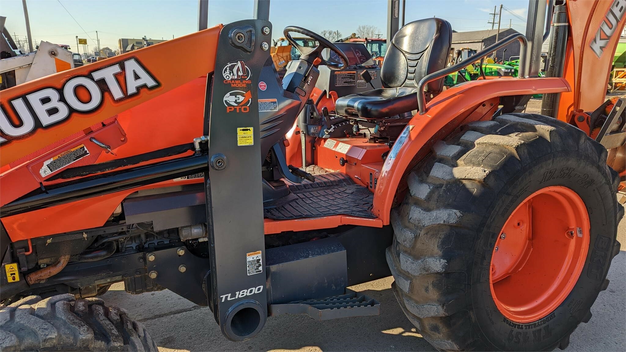 2016 Kubota M62 Backhoe 45,000 Machinery Pete