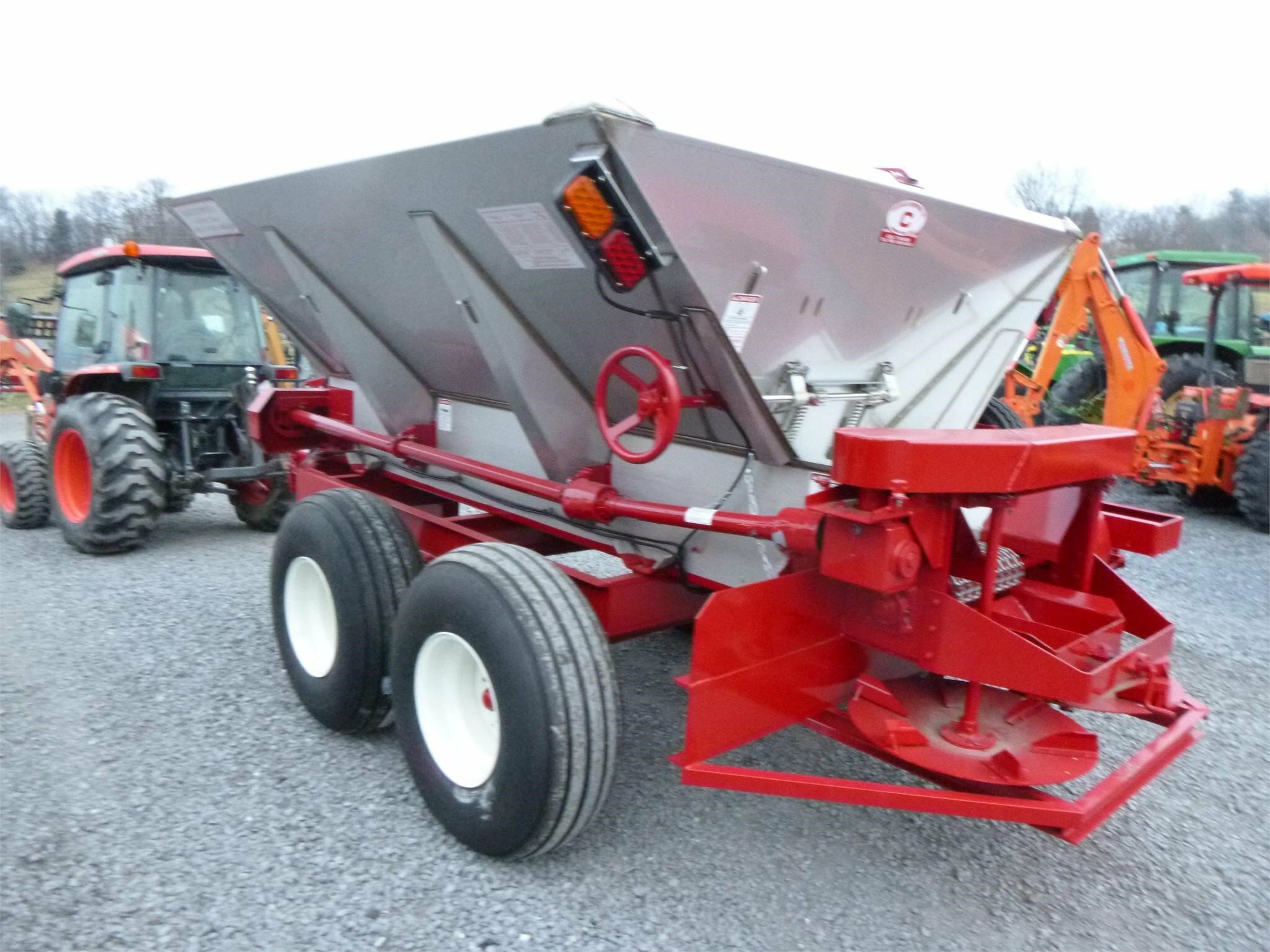 2023 Chandler 10PTTFT PullType Fertilizer Spreader 27,900