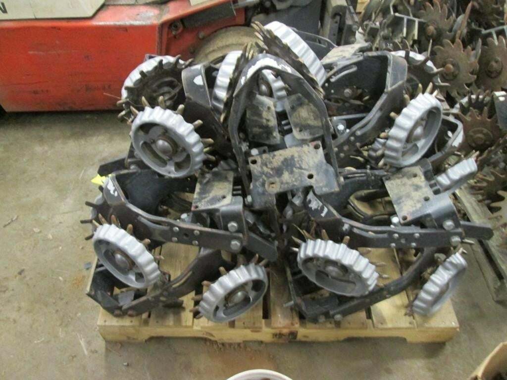 Martin OVER THE TOP ROW CLEANERS Planter and Drill Attachment 250