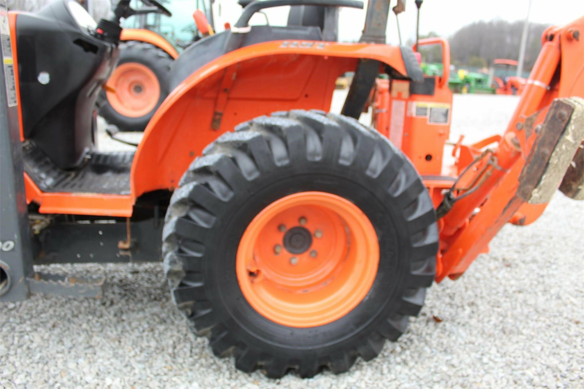2009 Kubota B26 Tractor 23,900 Machinery Pete