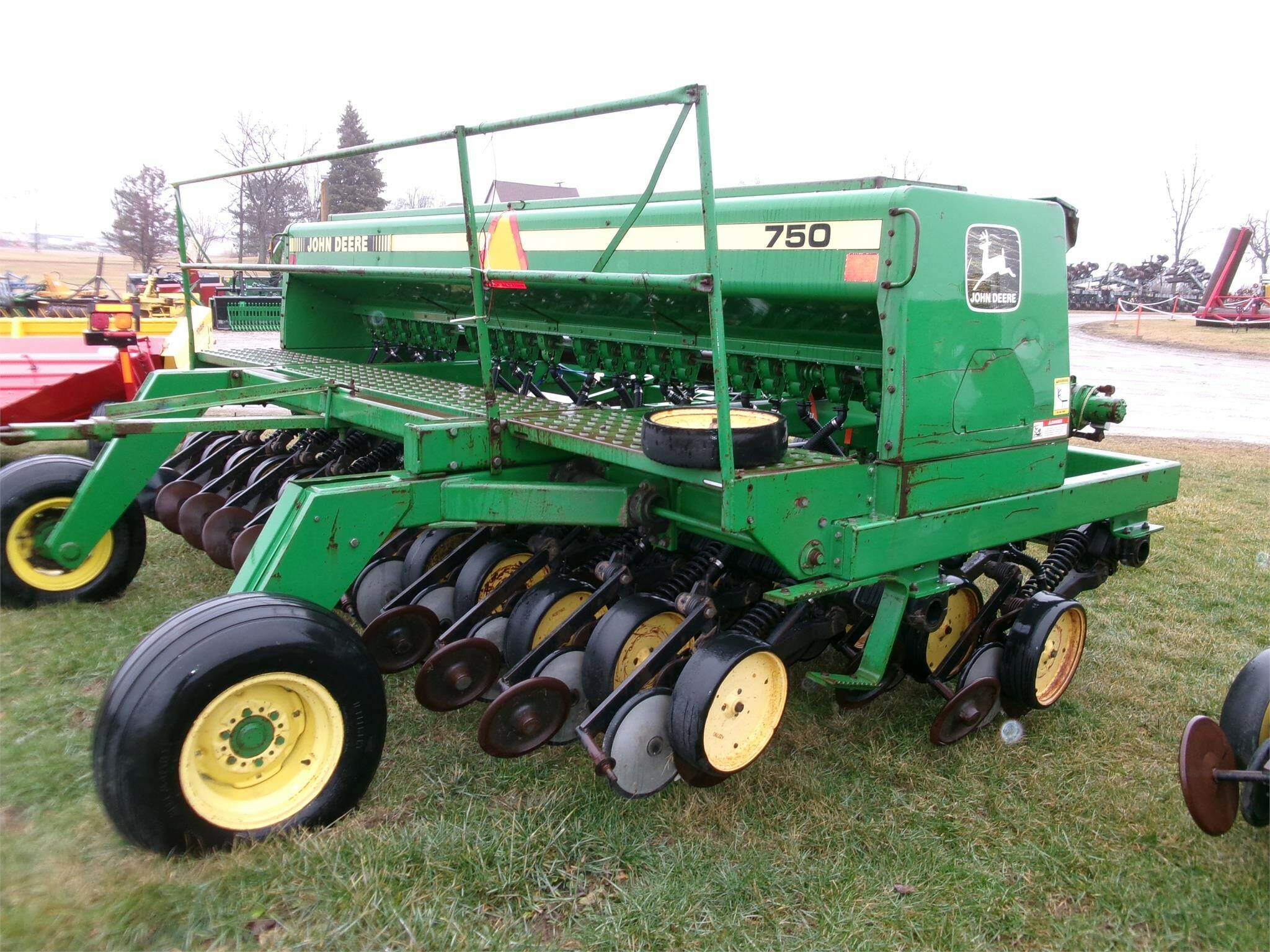 John Deere 750 Drill 18,500 Machinery Pete
