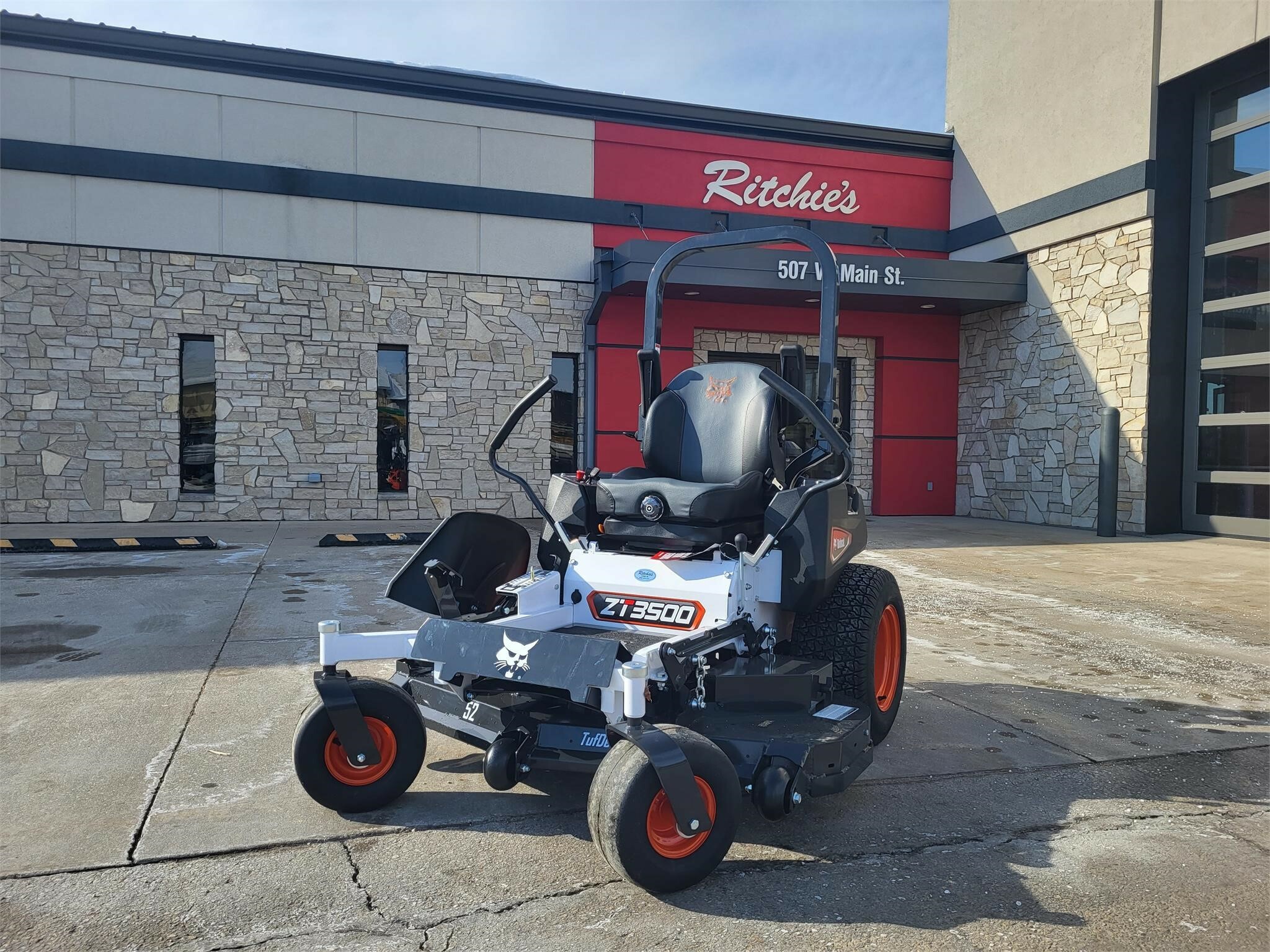 2023 Bobcat ZT3500 Lawn Mower 8,900 Machinery Pete