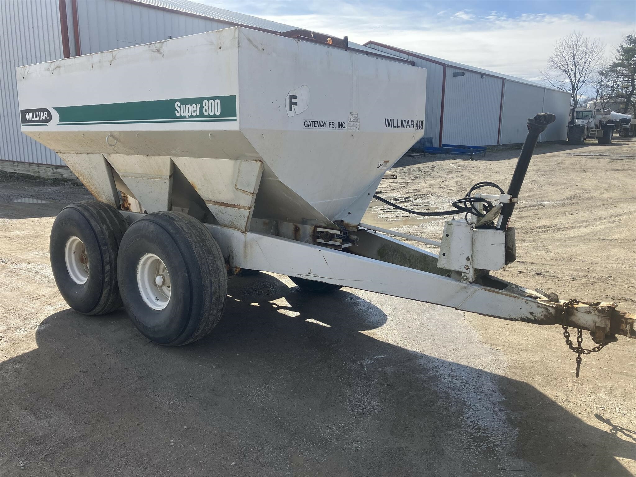 Willmar S800 SelfPropelled Fertilizer Spreader 8,000 Machinery Pete