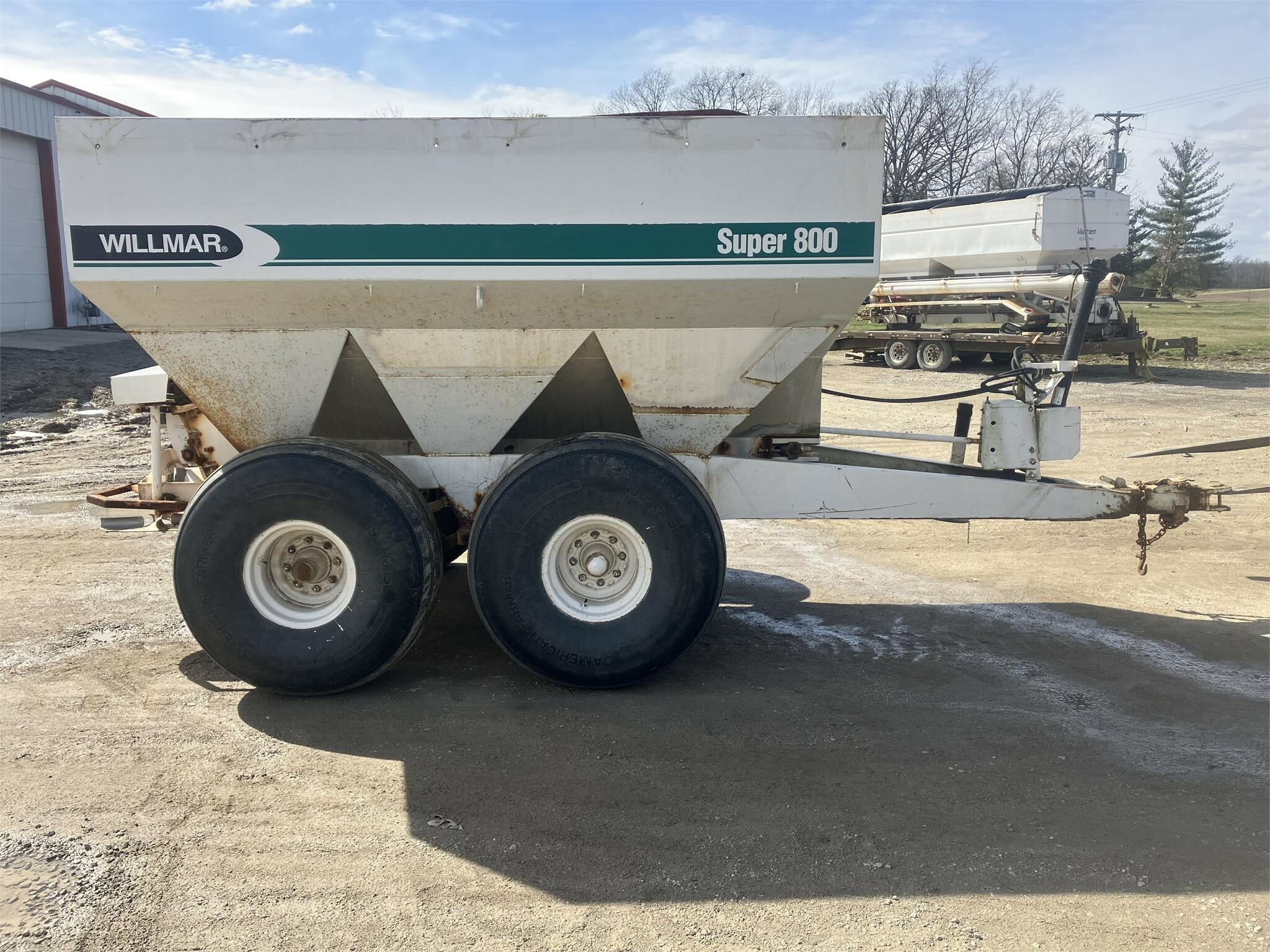 Willmar S800 SelfPropelled Fertilizer Spreader 8,000 Machinery Pete