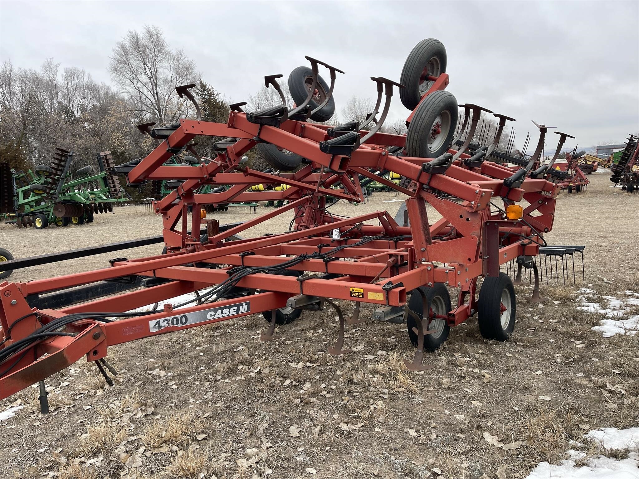 Case IH 4300 Field Cultivator 9,500 Machinery Pete