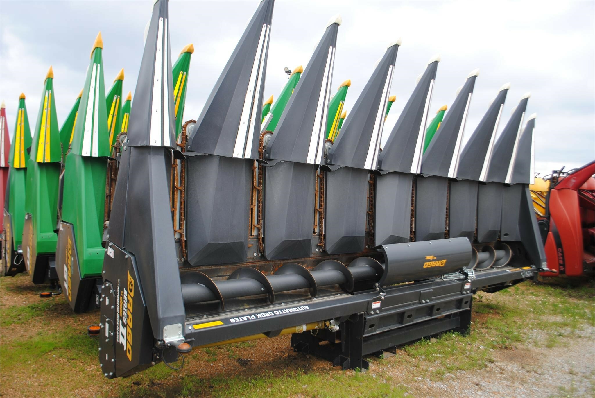 2022 Drago 830 II Corn Head Call Machinery Pete