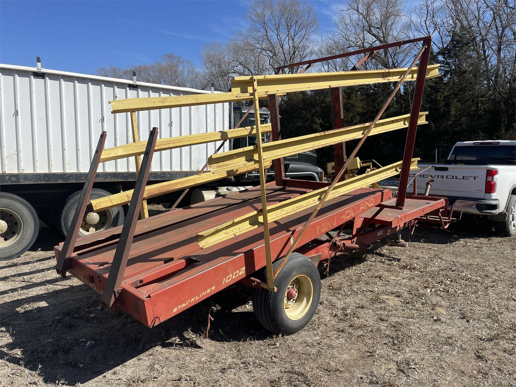 New Holland 1002 Bale Wagons and Trailer 2,950 Machinery Pete