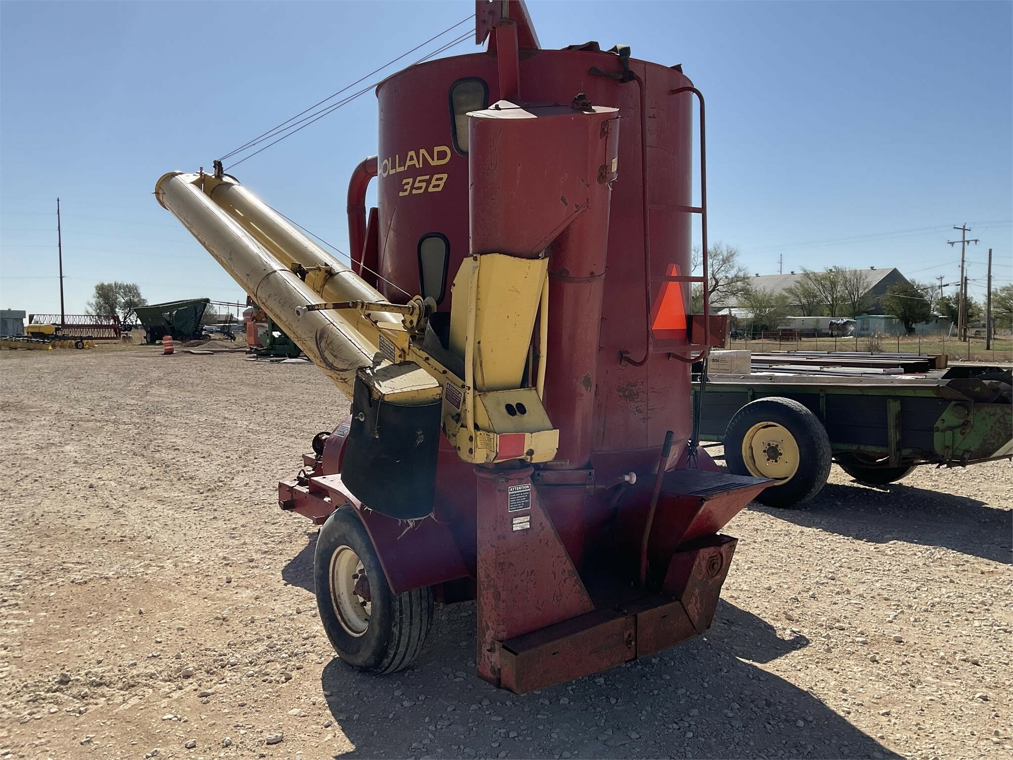 New Holland 358 Grinders and Mixer Call Machinery Pete