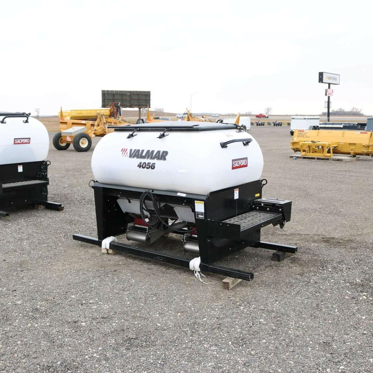 2022 Valmar 4056 Air Seeder 22,000 Machinery Pete