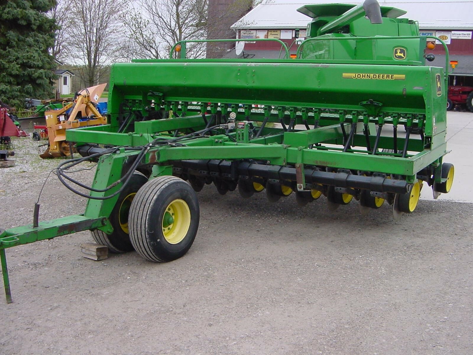 John Deere 750 Drill 22,000 Machinery Pete