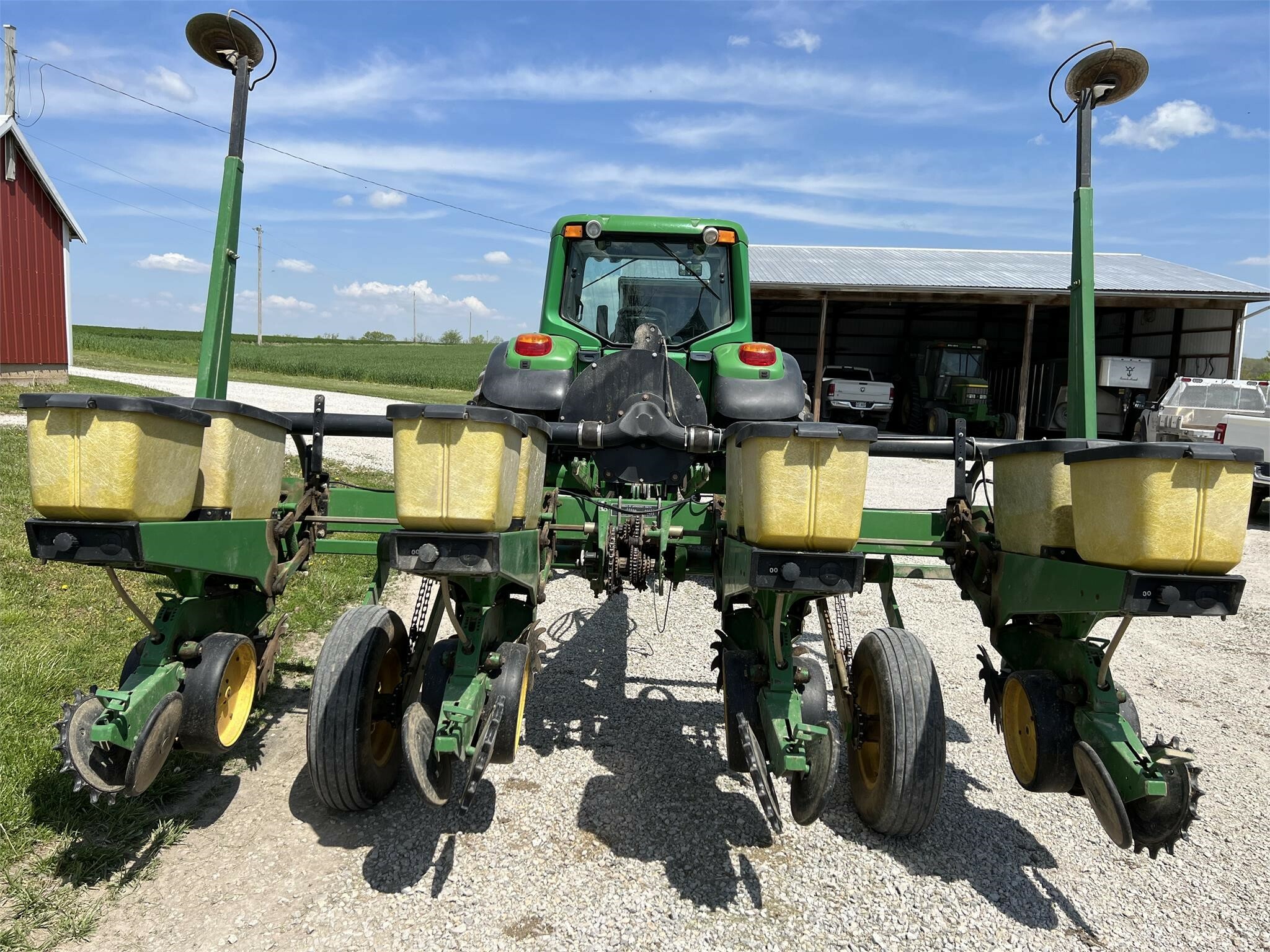 John Deere 7200 Planter 10,000 Machinery Pete