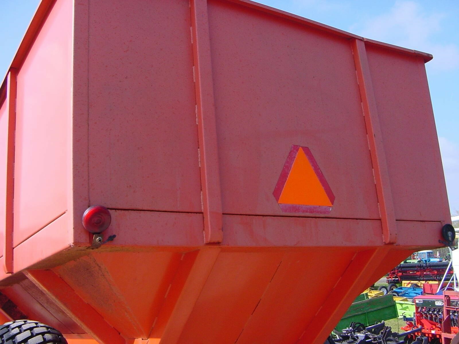 United Farm Tools 400 Grain Cart 6,900 Machinery Pete