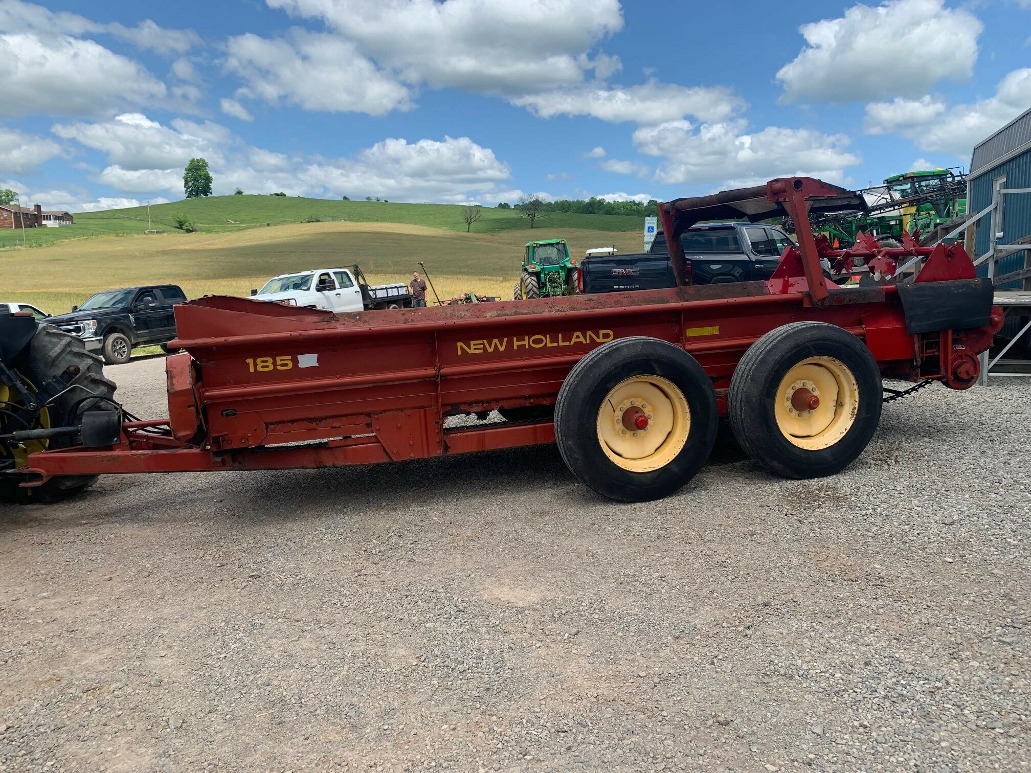 New Holland 185 Manure Spreader 16,900 Machinery Pete