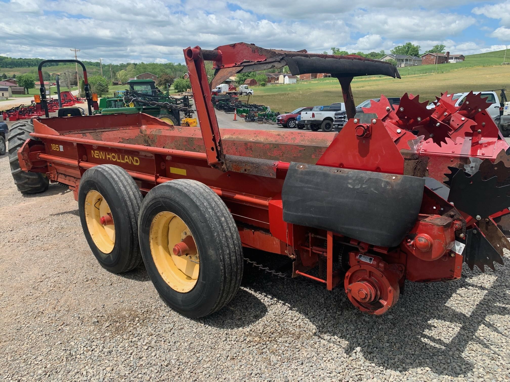 New Holland 185 Manure Spreader 16,900 Machinery Pete