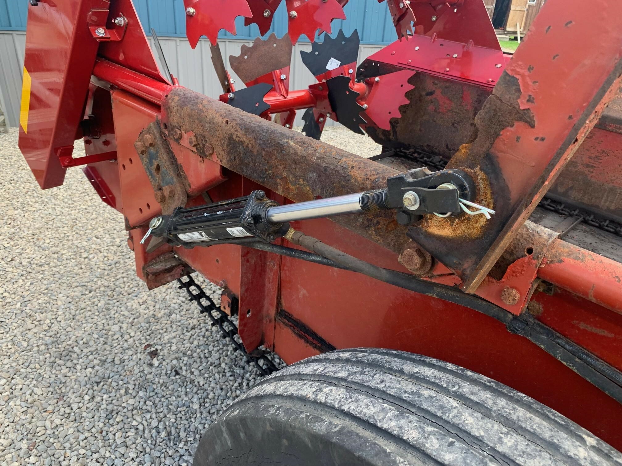 New Holland 185 Manure Spreader 16,900 Machinery Pete