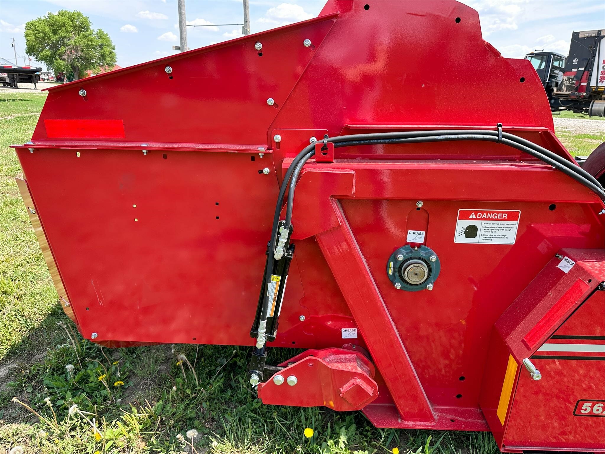 2023 Hiniker 5620HLI PullType Windrowers and Swather 44,978 Machinery Pete