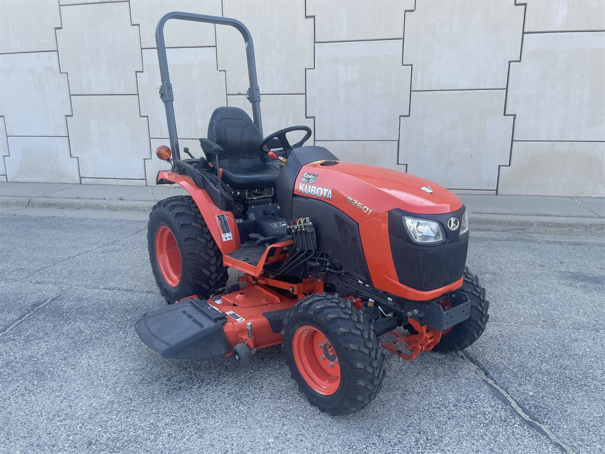 2020 Kubota B2601 Tractor 17,999 Machinery Pete