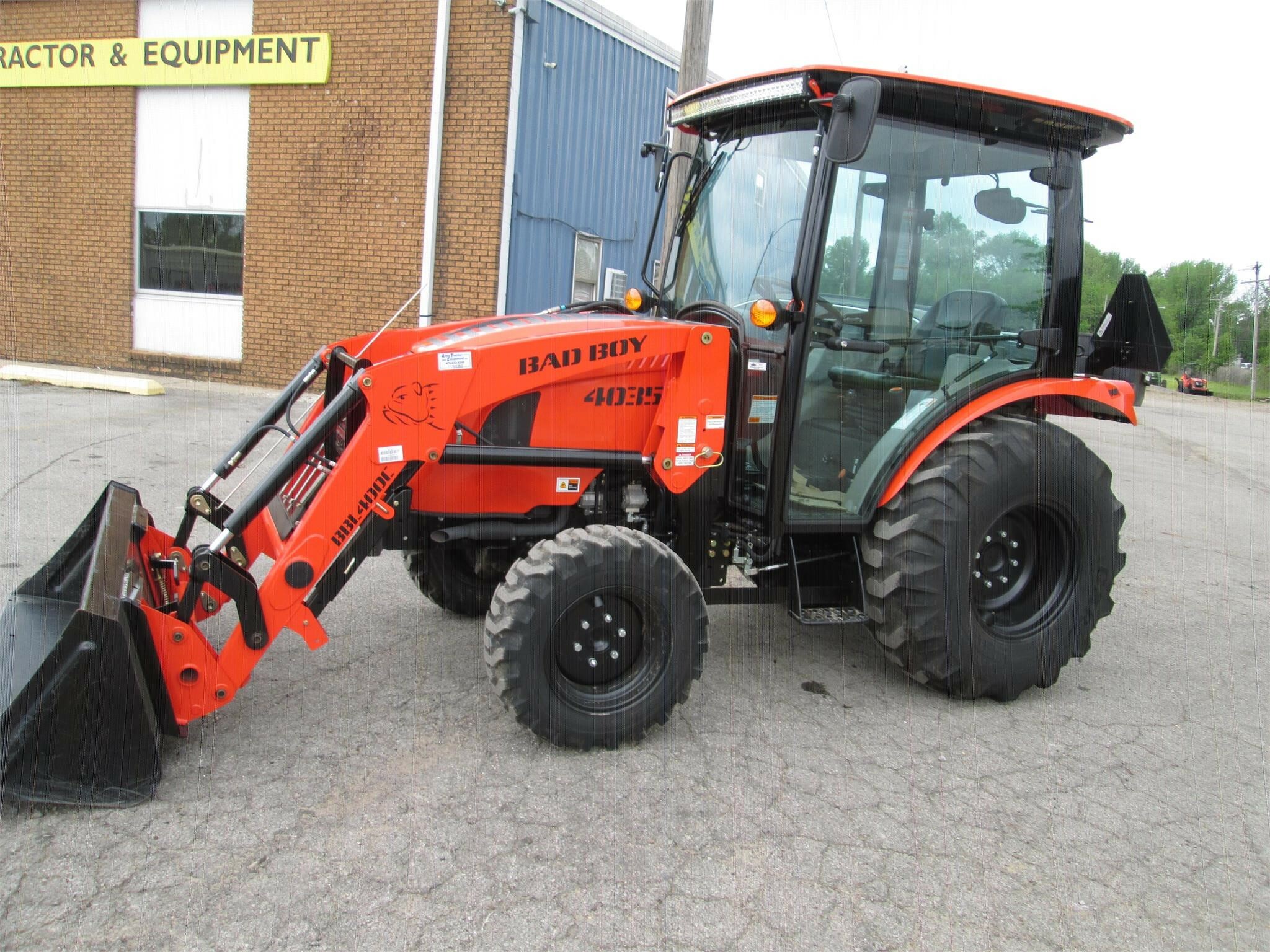 2021 Bad Boy BB4035CHL Tractor - $30,750 | Machinery Pete