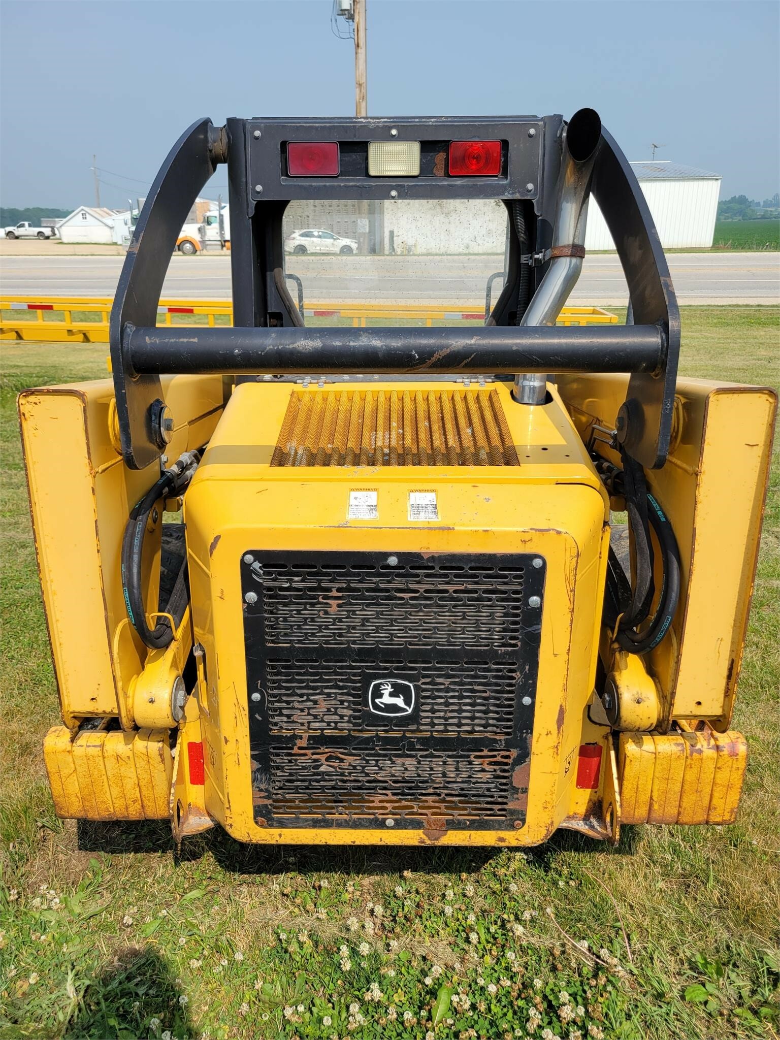 2005 Deere 317 Skid Steer 18,900 Machinery Pete