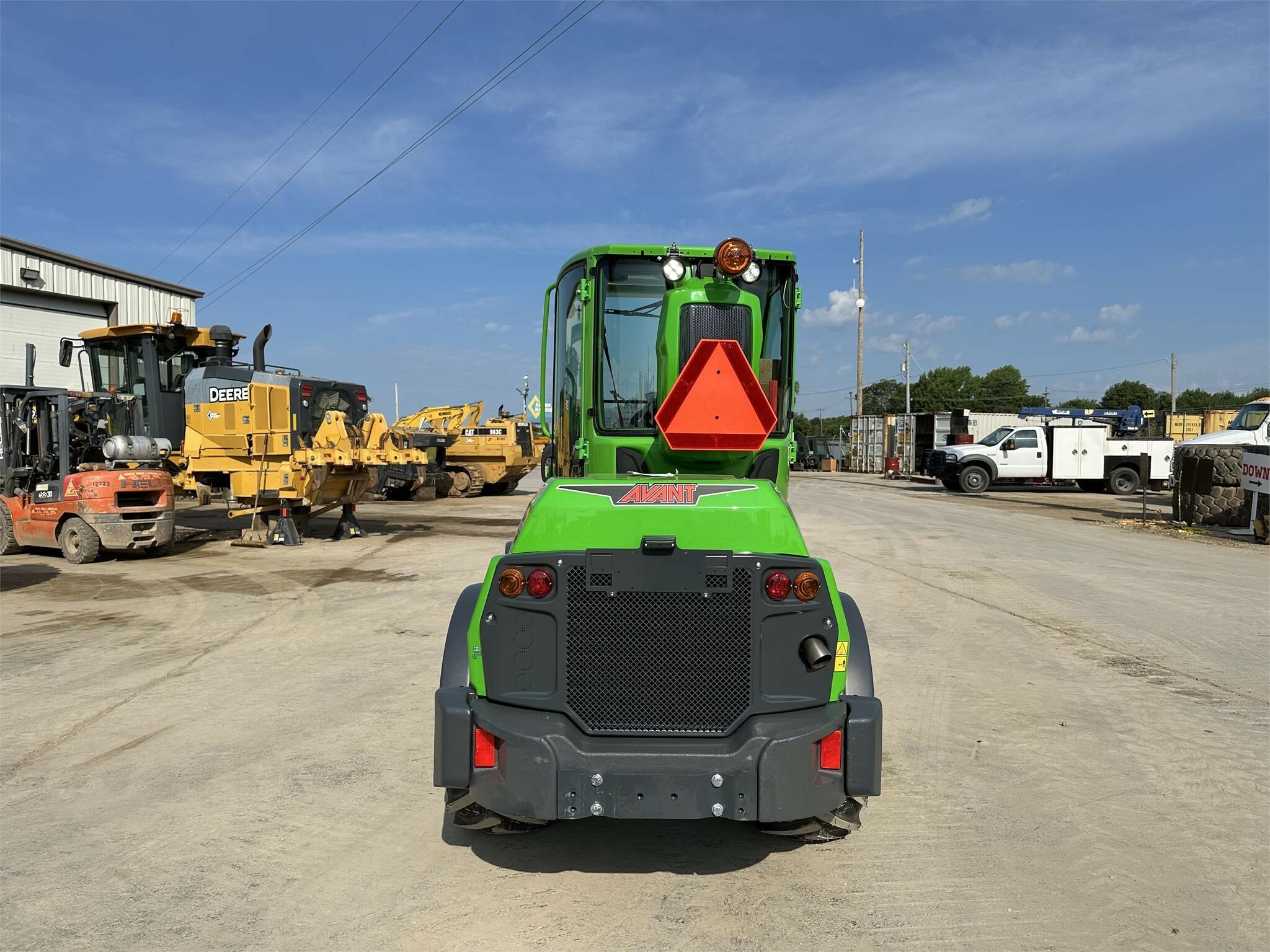 2023 Avant 860i Wheel Loader Call Machinery Pete