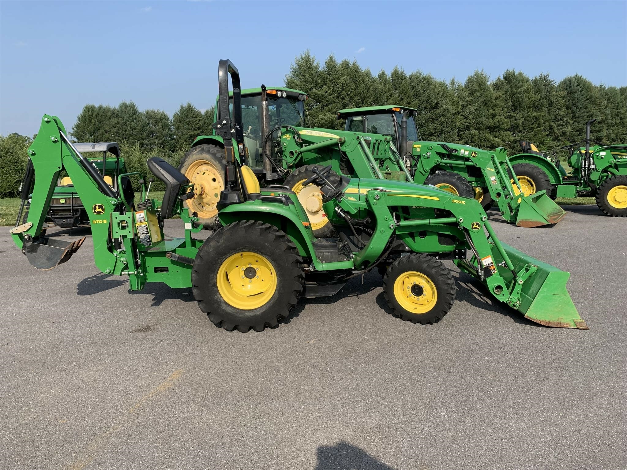 2021 John Deere 3025E Tractor 25,900 Machinery Pete