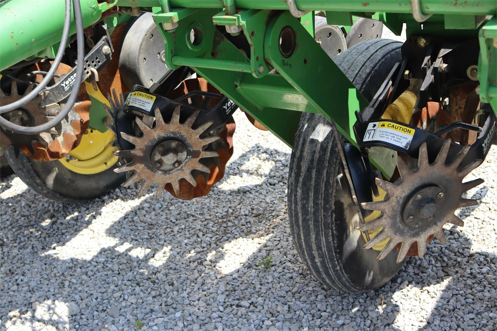 John Deere 1770 Planter 25,900 Machinery Pete