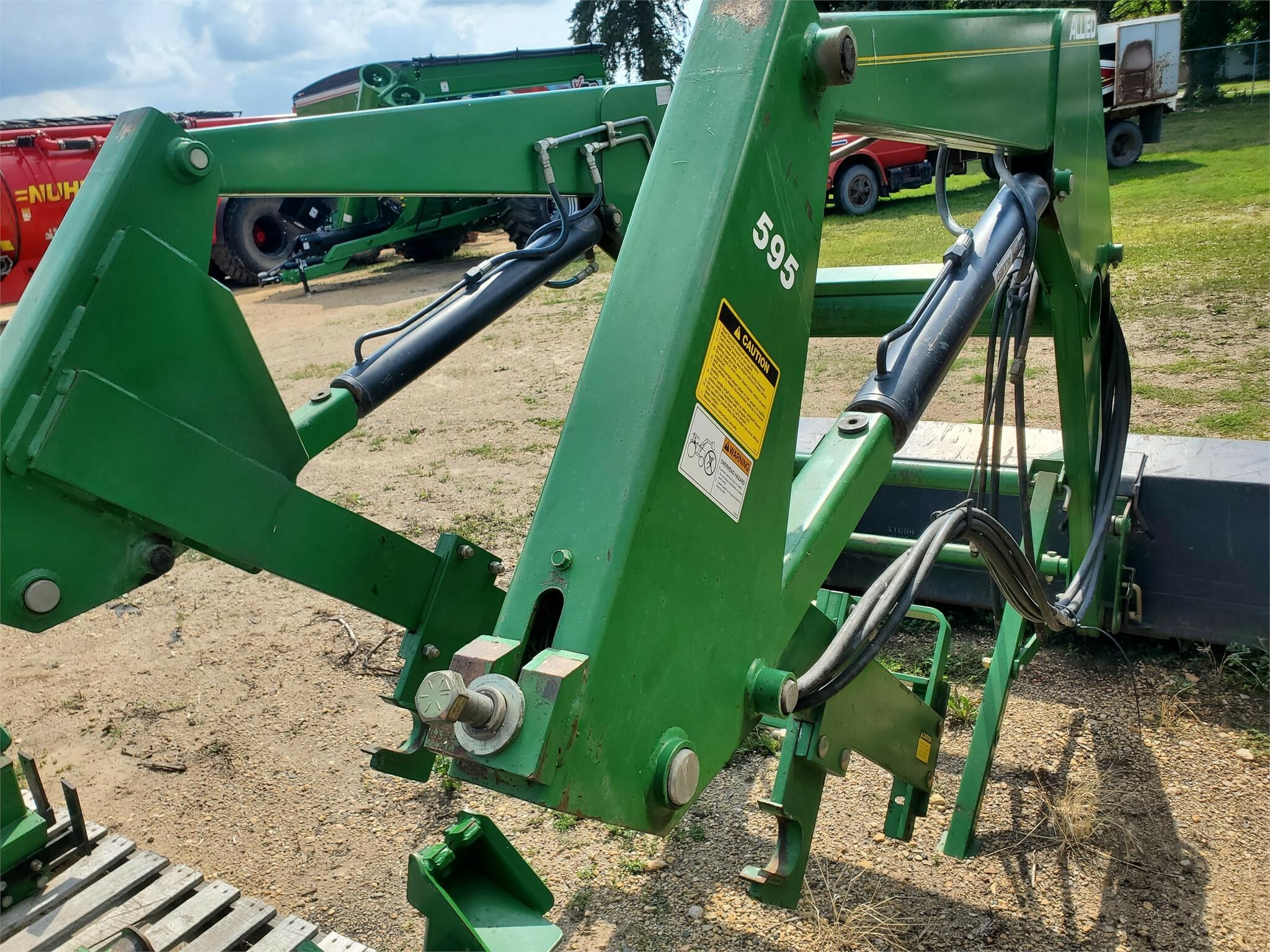 Allied 595 Front End Loader 4,900 Machinery Pete