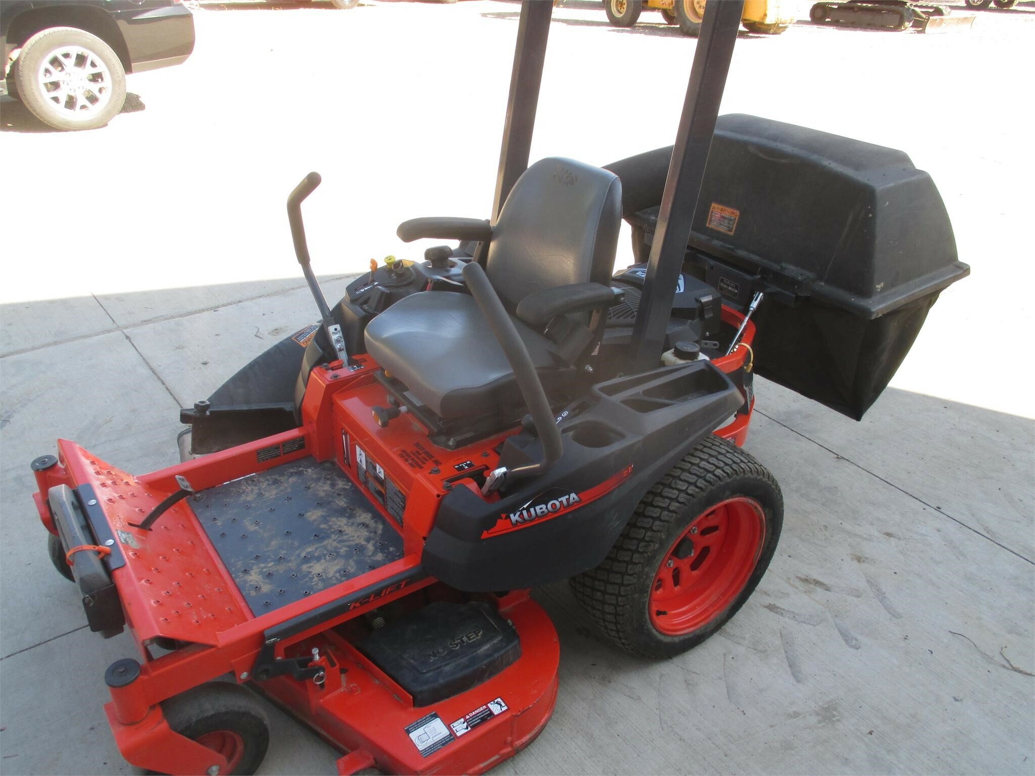 Kubota Z121S Lawn Mower - $4,500 | Machinery Pete