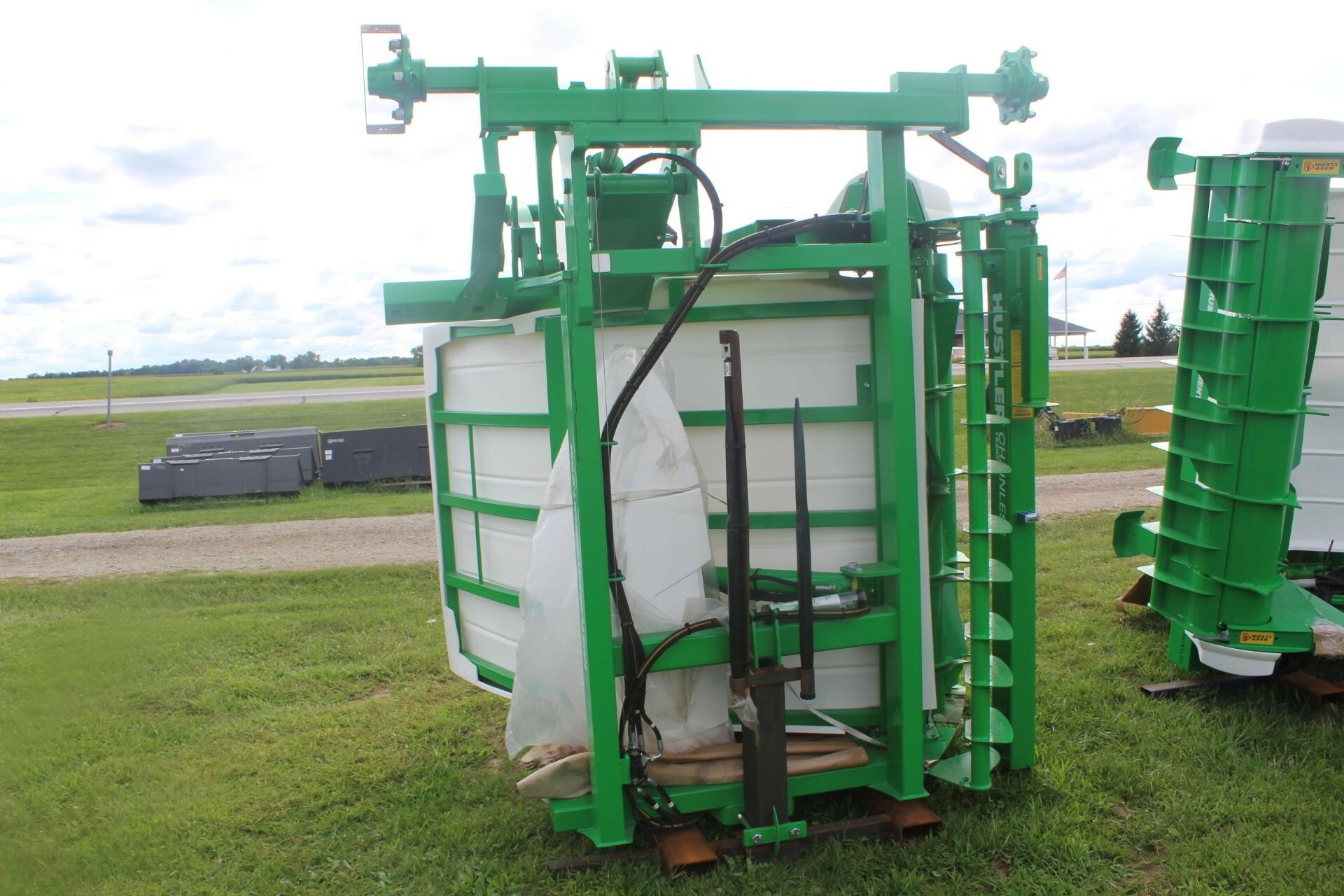 Hustler CHAINLESS TX205 Bale Processor Call Machinery Pete