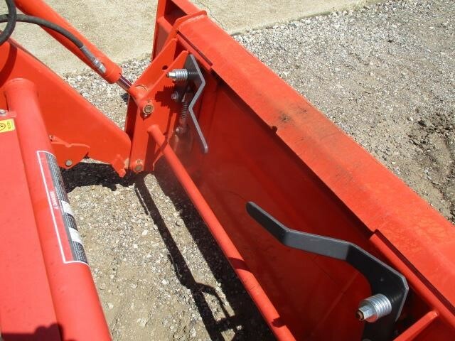 Kubota L3301 Tractor - $19,500 | Machinery Pete