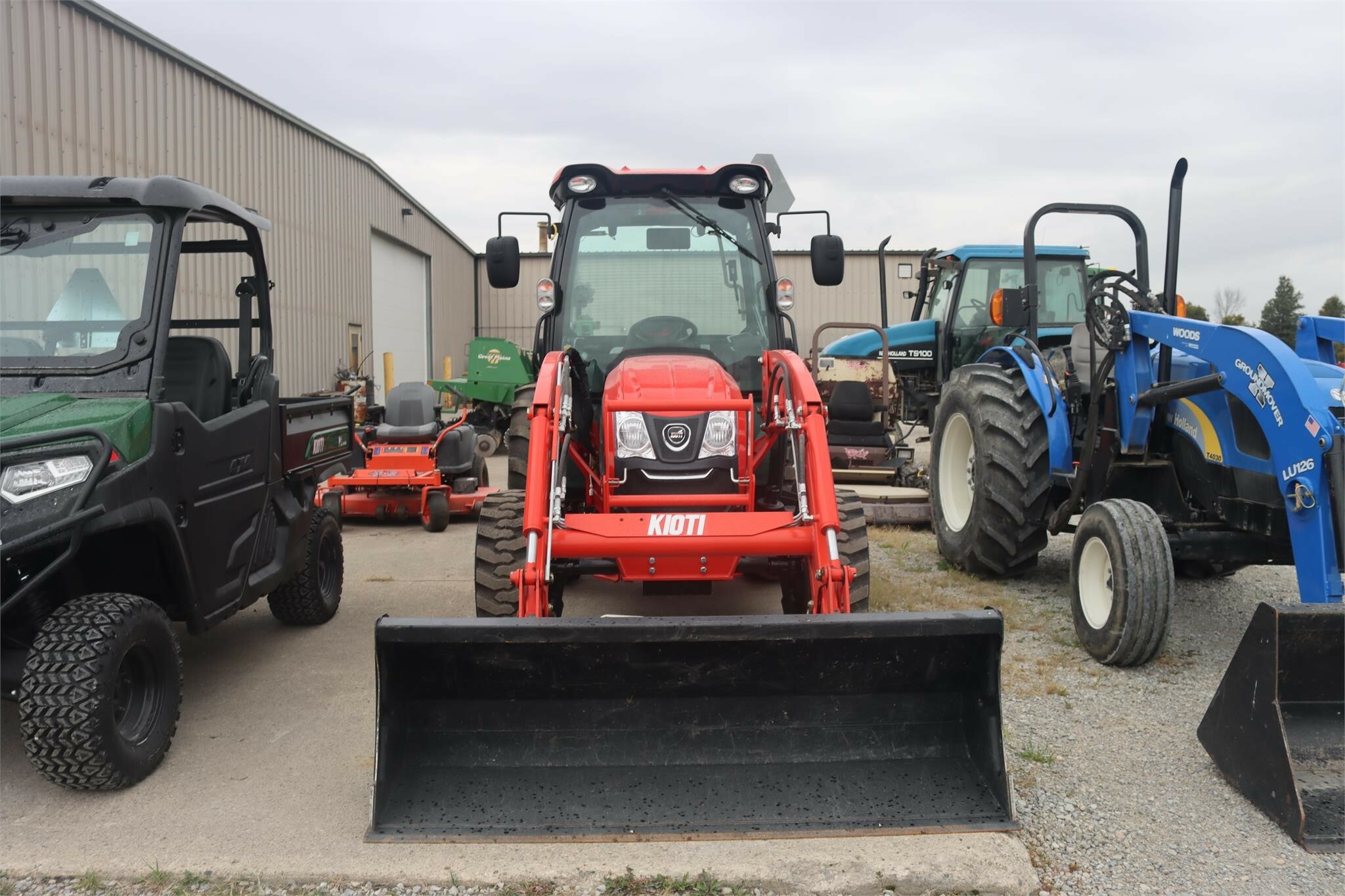 2022 Kioti DK4210SE HC Tractor Call Machinery Pete