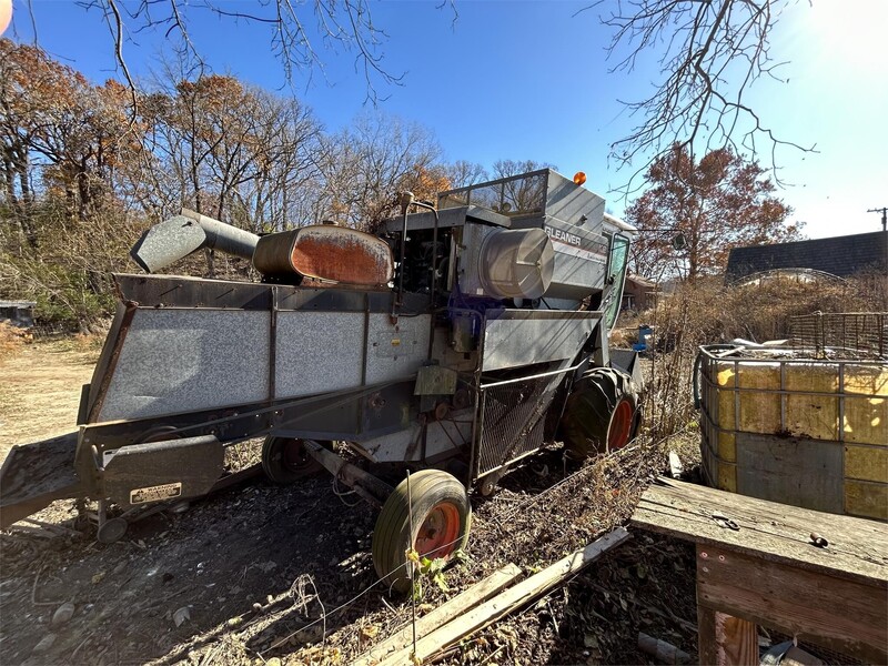 1978 Gleaner K2 Combine 8,995 Machinery Pete