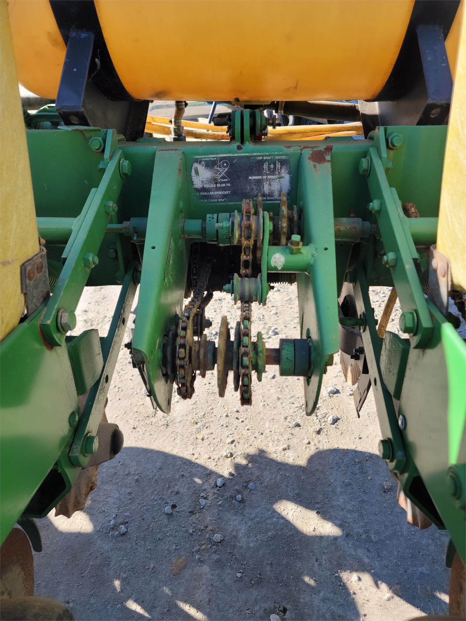 John Deere 7000 Planter 5,000 Machinery Pete
