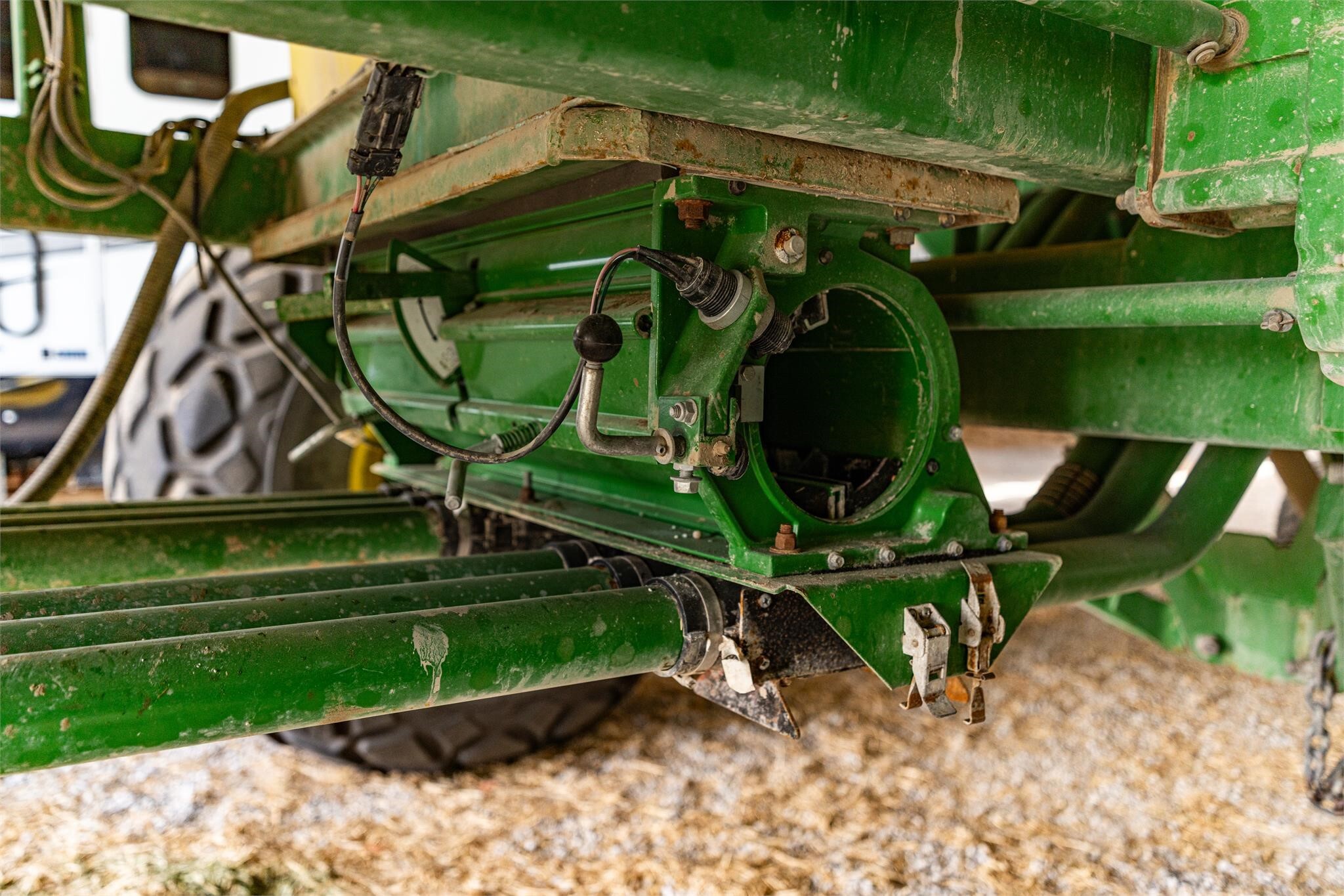 John Deere 1890 Air Seeder 65,000 Machinery Pete