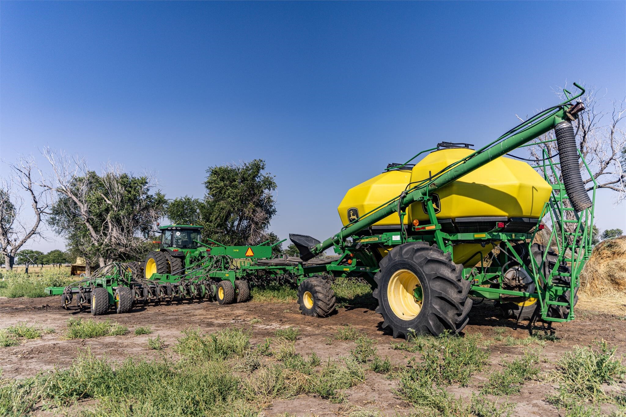 John Deere 1890 Air Seeder Call Machinery Pete