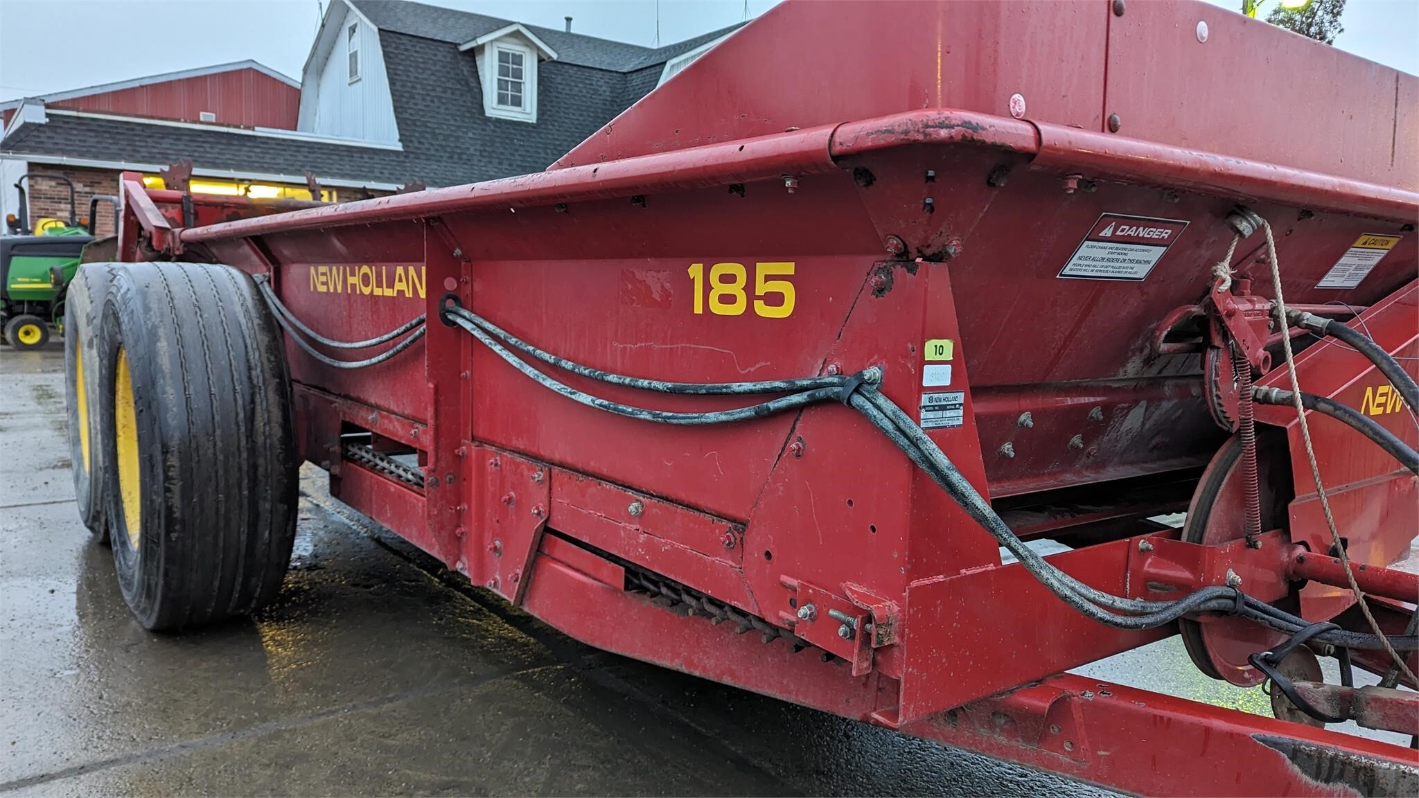 New Holland 185 Manure Spreader 17,500 Machinery Pete