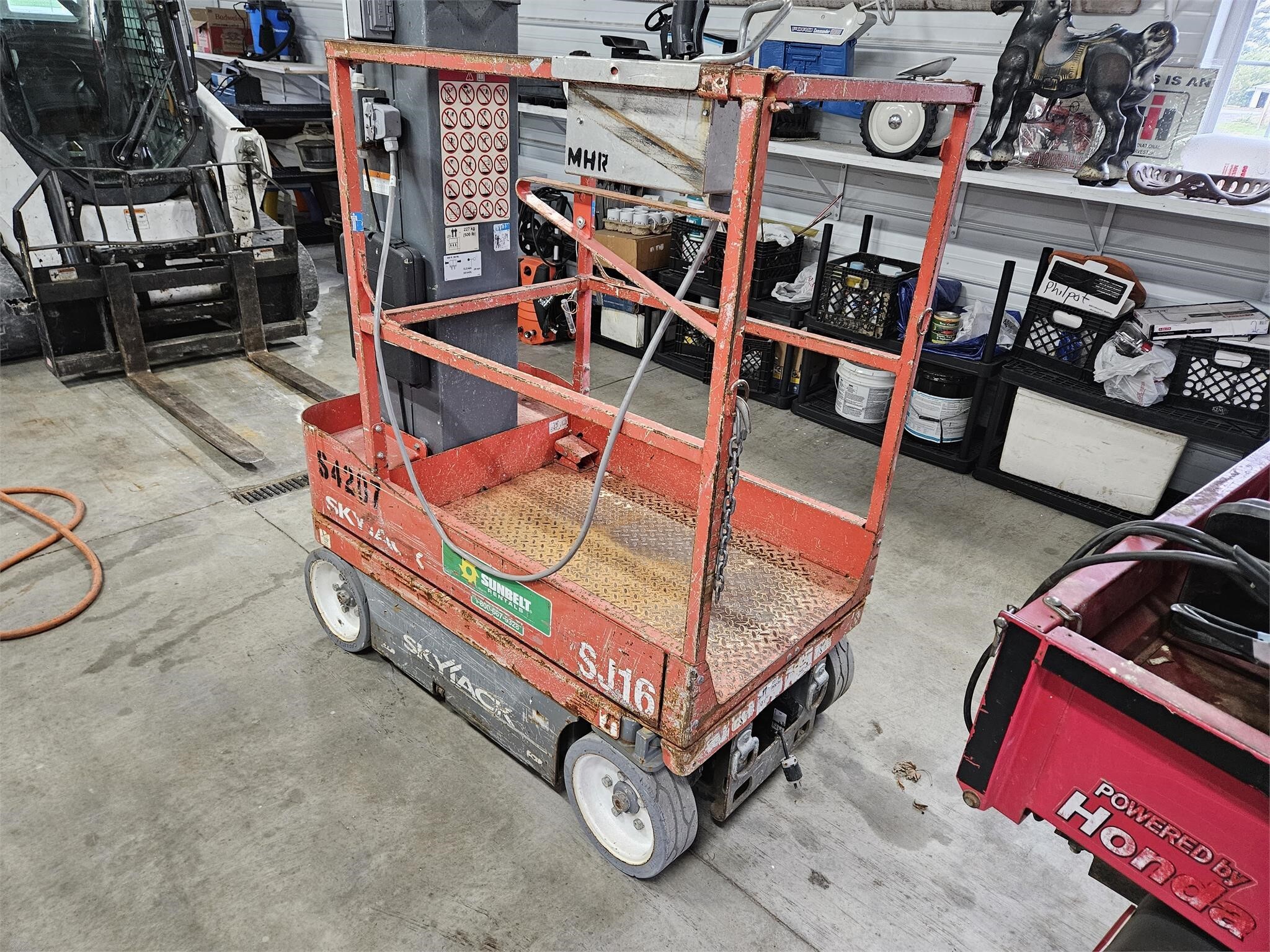2015 Skyjack SJ16 Scissor Lift 3,500 Machinery Pete