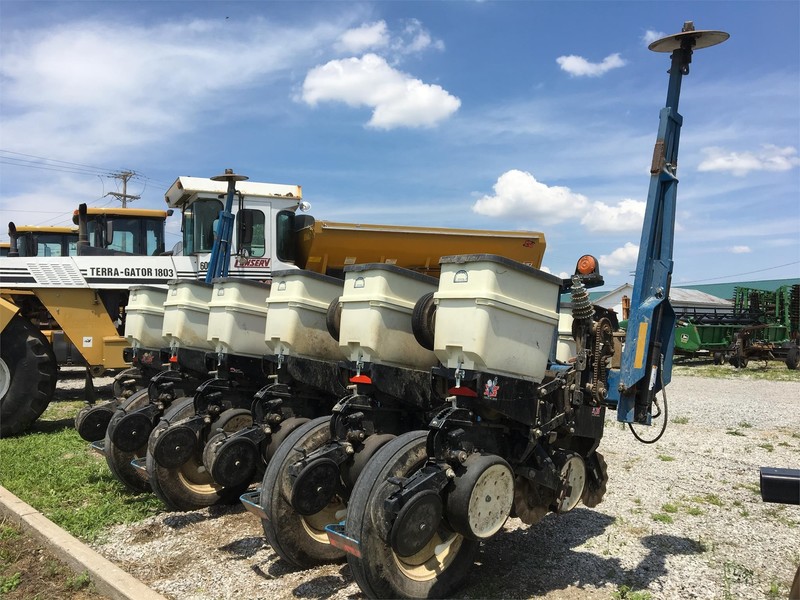 2012 Kinze 3000 Planter Marshall, MO Machinery Pete