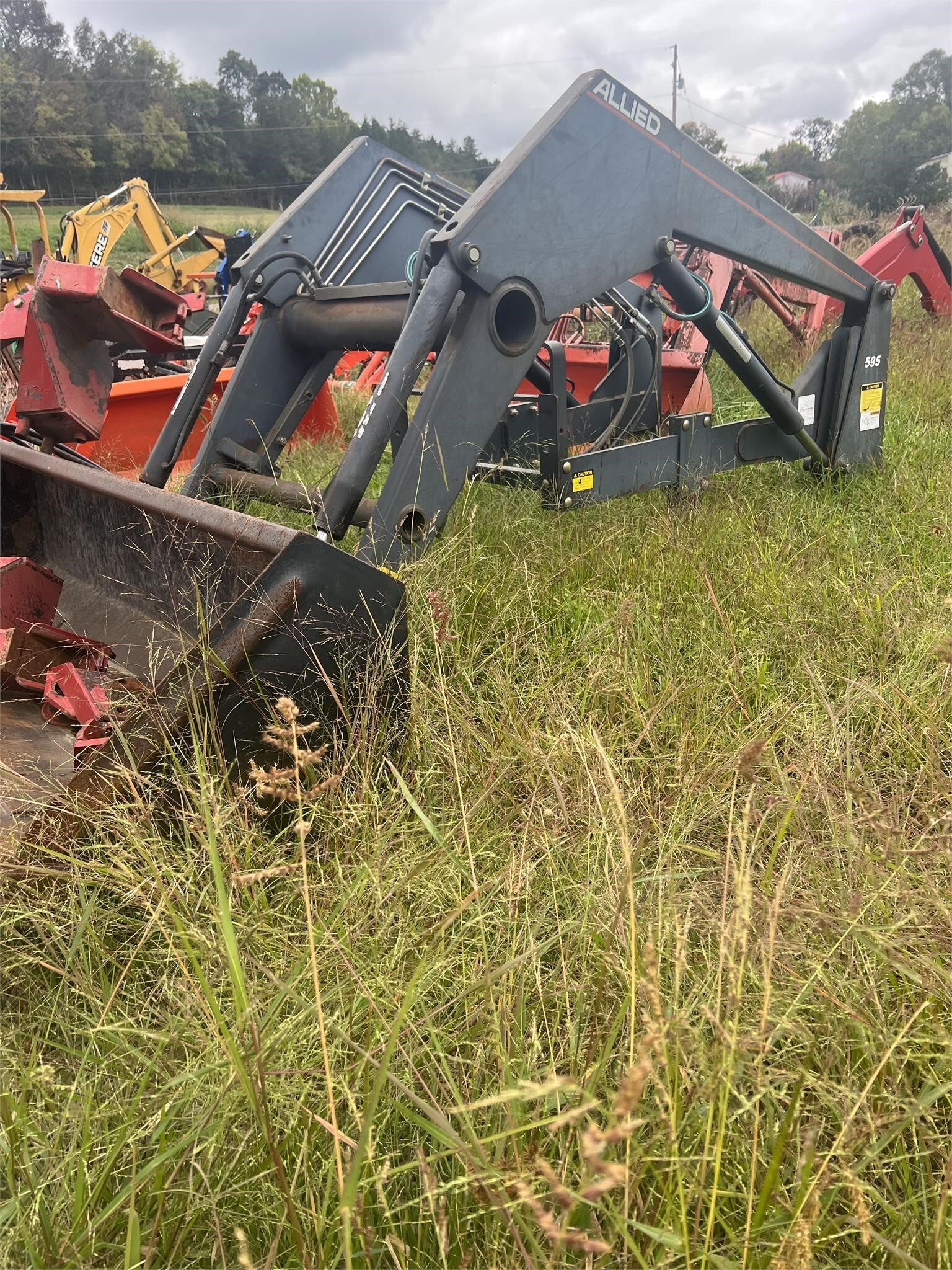 Allied 595 Front End Loader 3,500 Machinery Pete