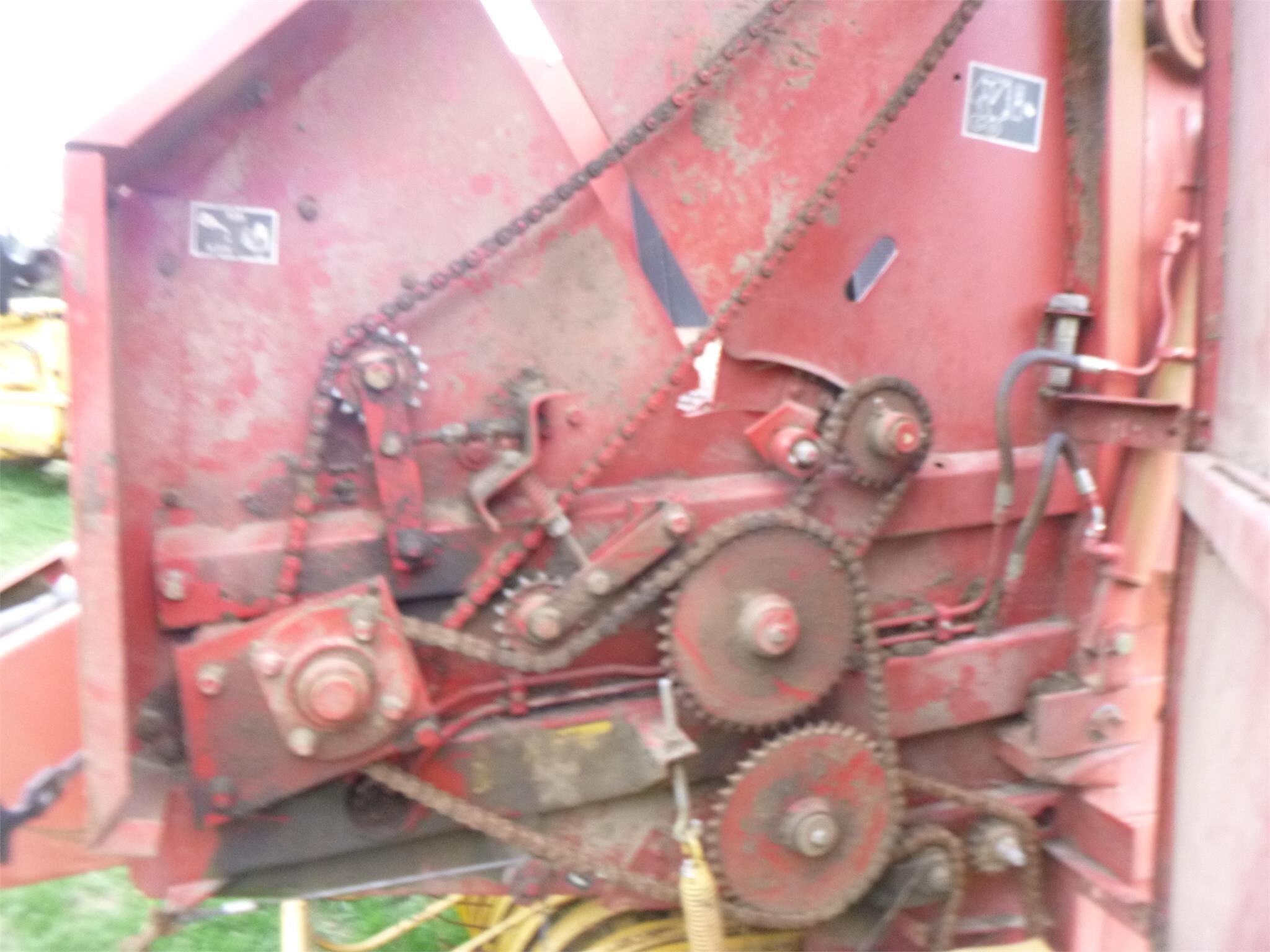 1994 New Holland 630 Round Baler 3,750 Machinery Pete