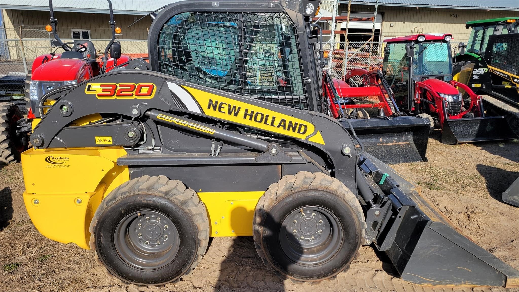 2022 New Holland L320 Skid Steer - $48,900 | Machinery Pete