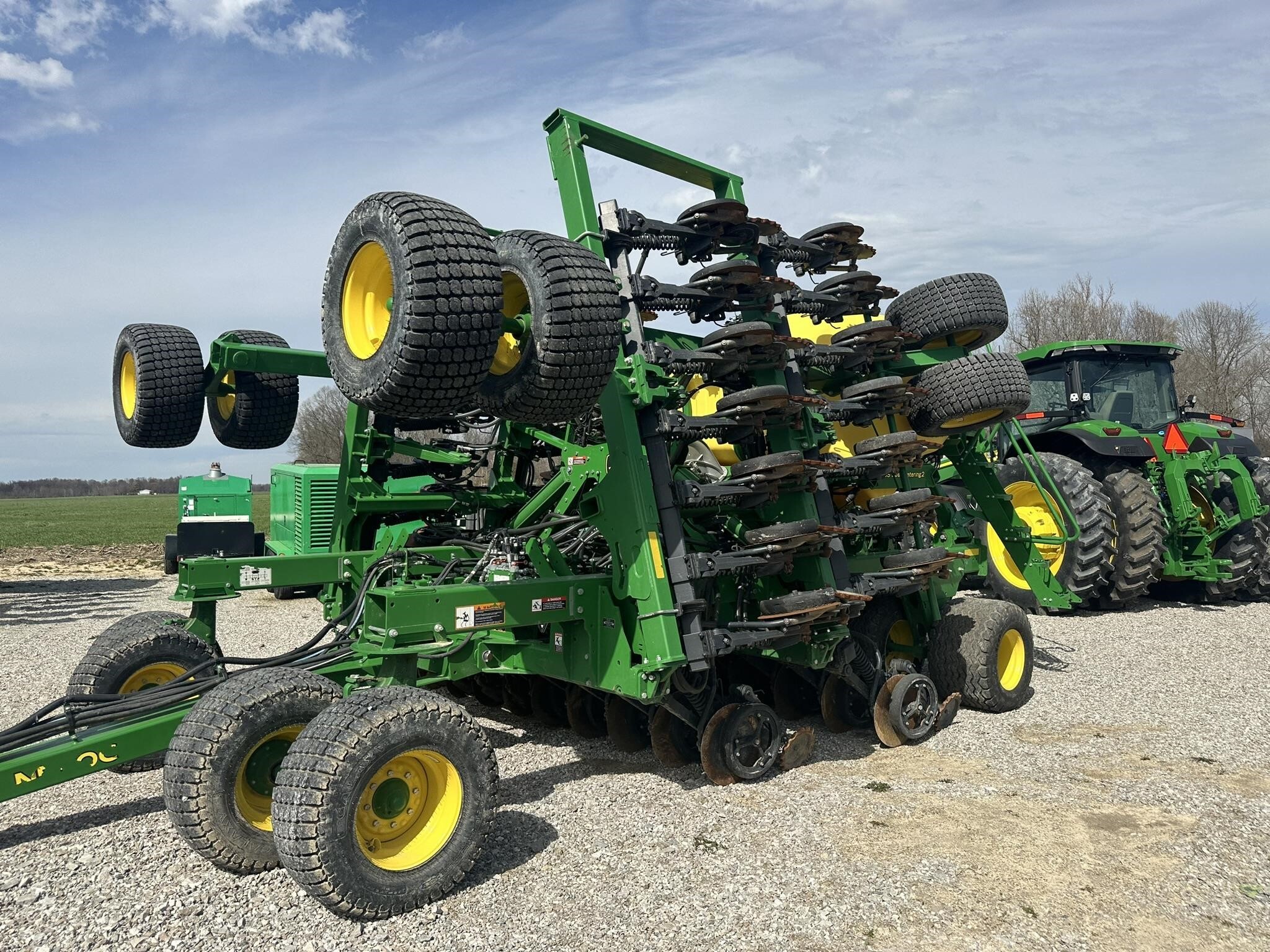 2022 John Deere N530C Air Seeder 179,500 Machinery Pete