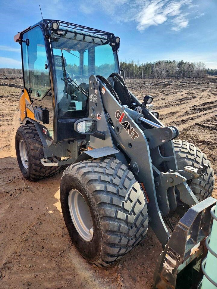 2022 Giant G3500 ZBAR Wheel Loader 79,900 Machinery Pete