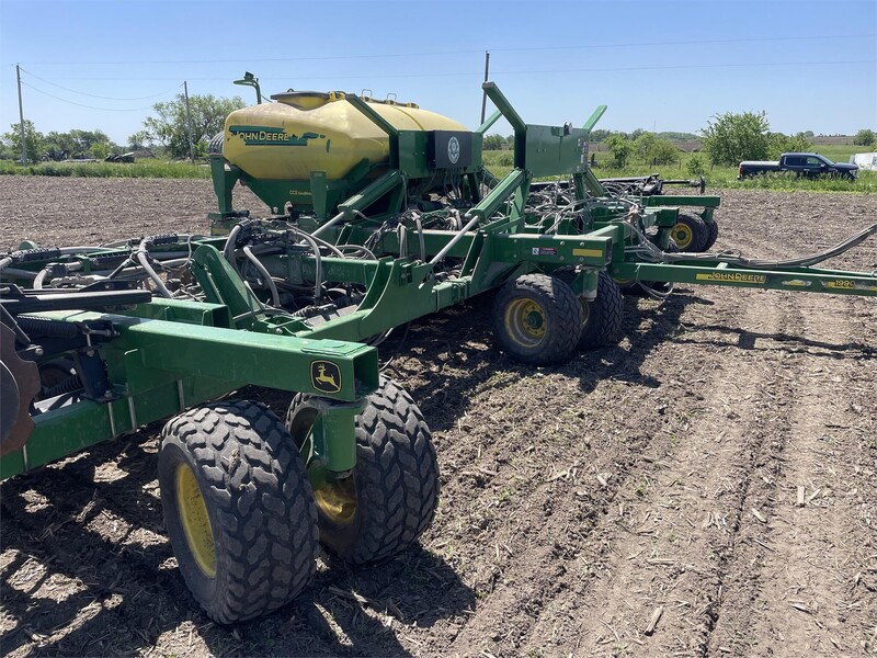 Used John Deere Air Seeders for Sale 397 Listings Machinery Pete