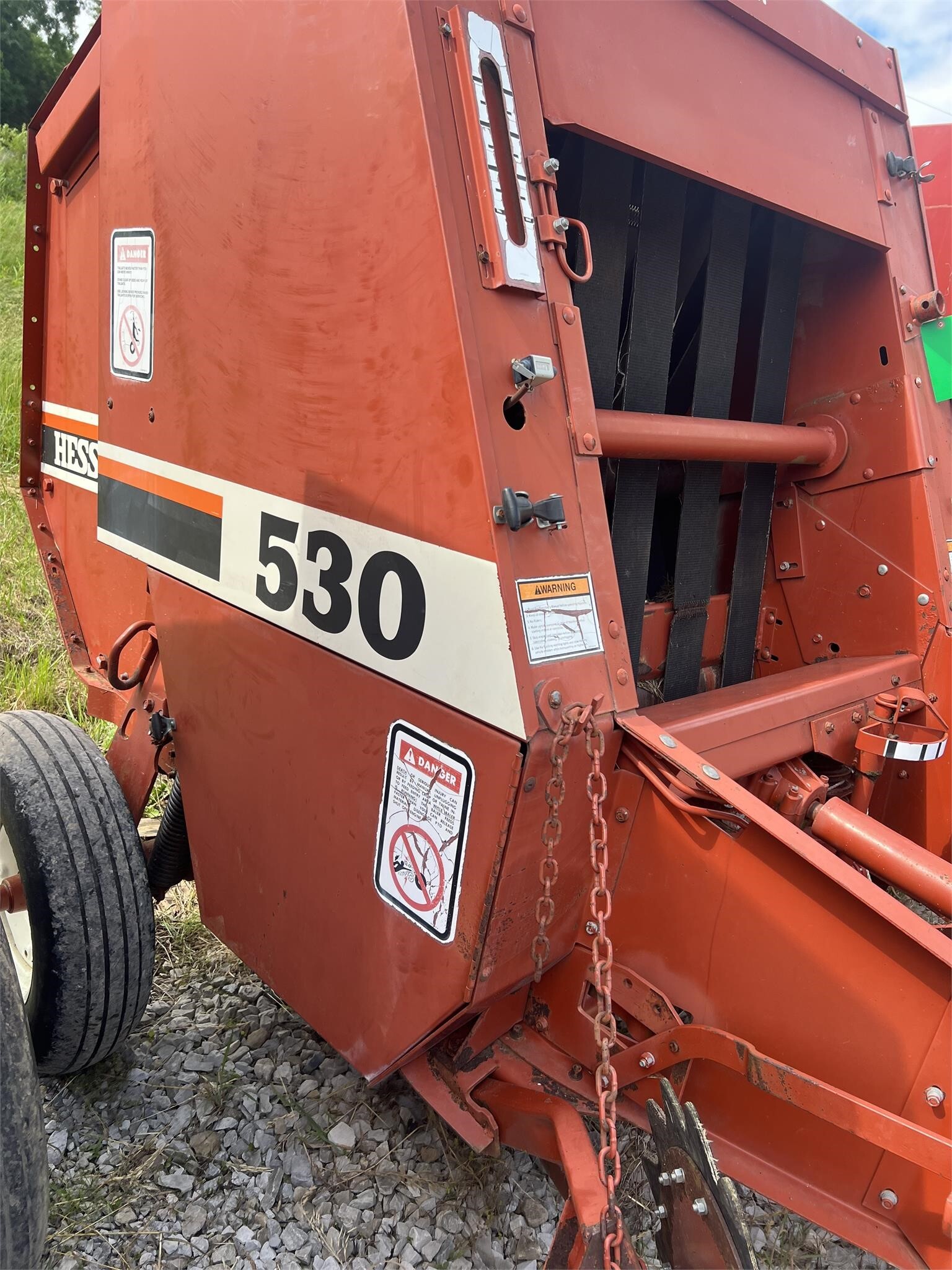 Hesston 530 Round Baler 4,800 Machinery Pete