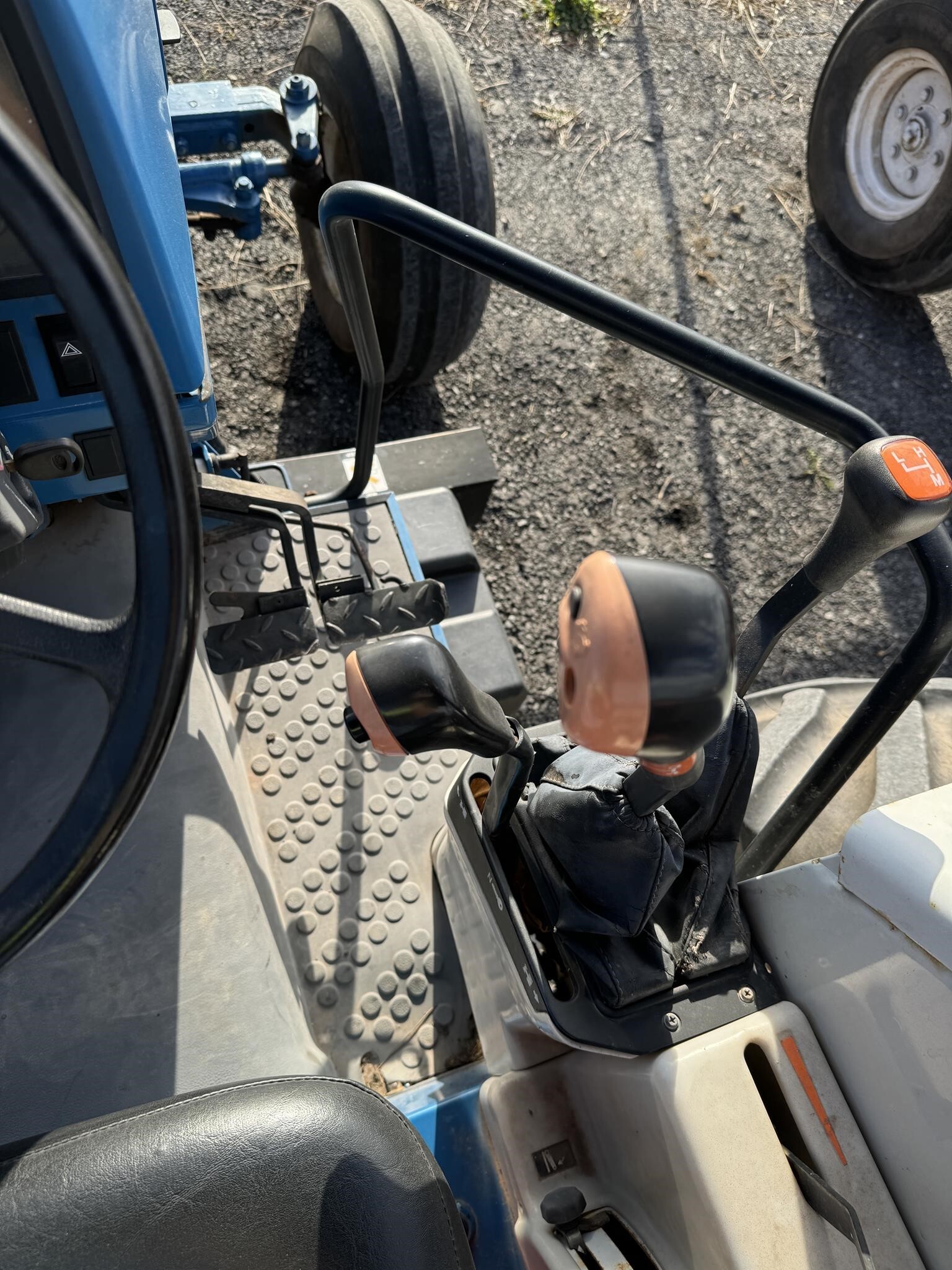 Ford 7740SL Tractor 25,000 Machinery Pete